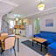 Gold Lion Hotel