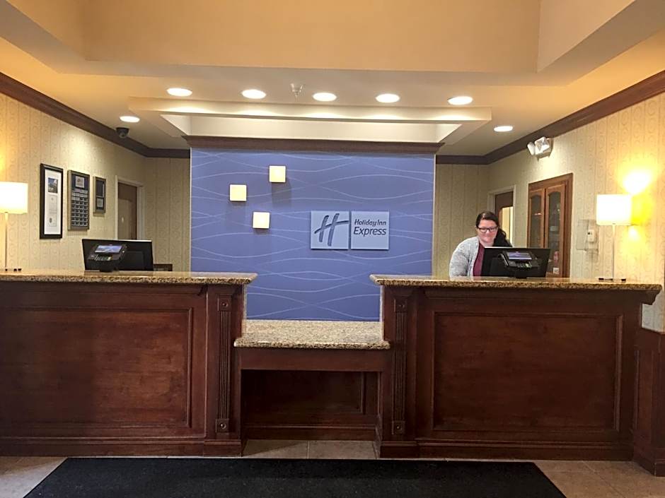 Holiday Inn Express Hotel & Suites Howell By IHG