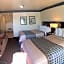 Oakridge Inn