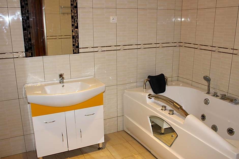 Mountain's View Hotel