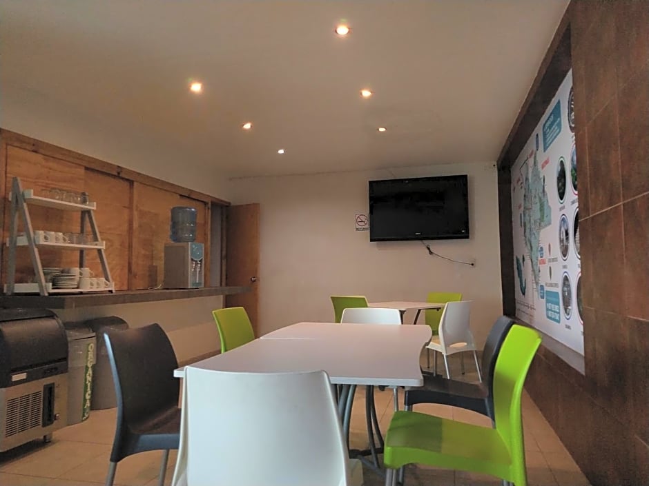 Hotel Brisas Express