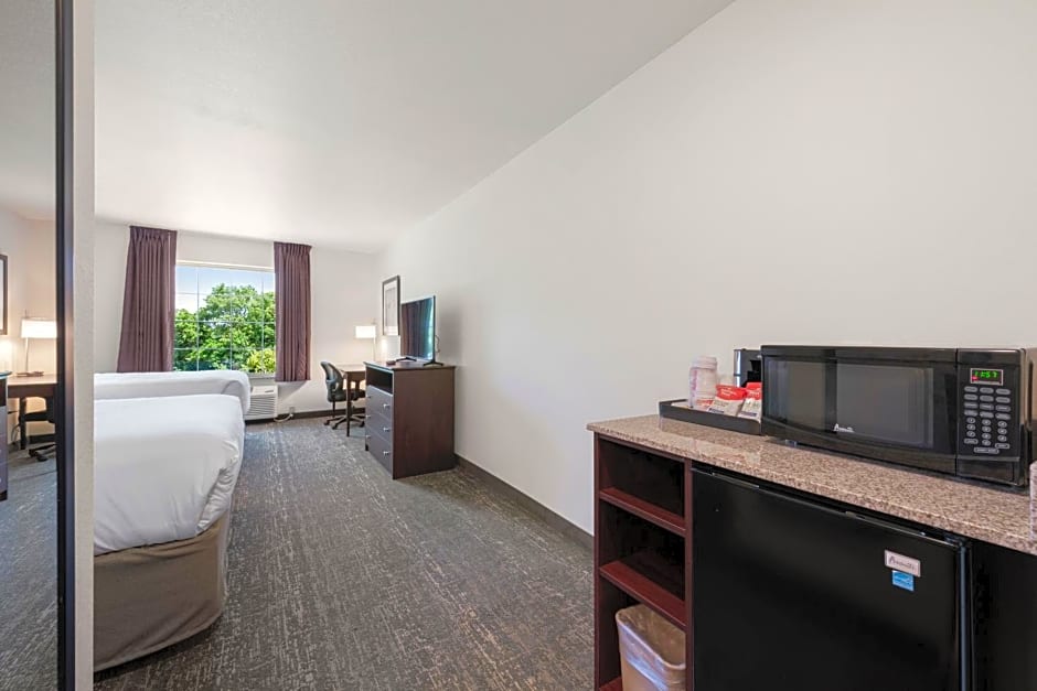 Cobblestone Hotel & Suites - Urbana