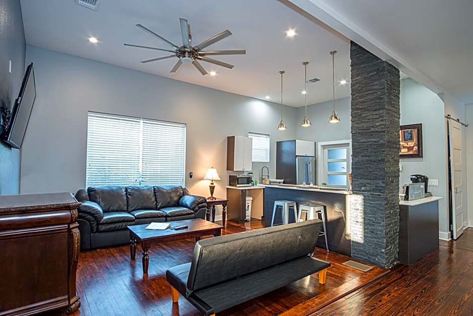 Prosperity Place Remodeled 3br 2ba Near Downtown