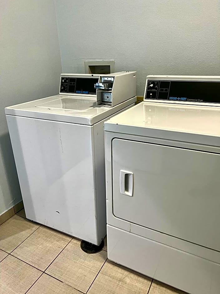 Americas Best Value Inn Sulphur
