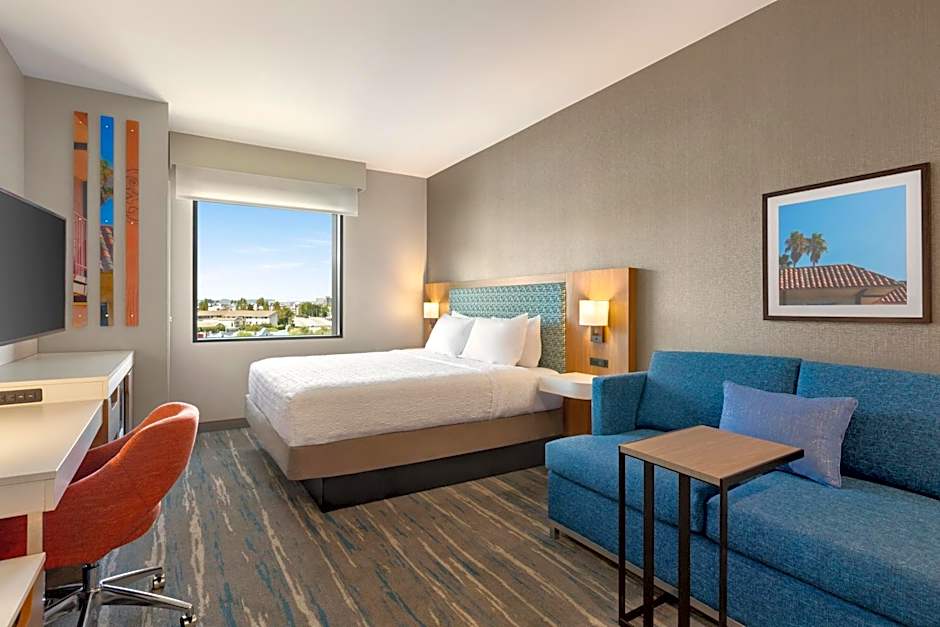 Hampton Inn & Suites San Mateo-San Francisco Airport