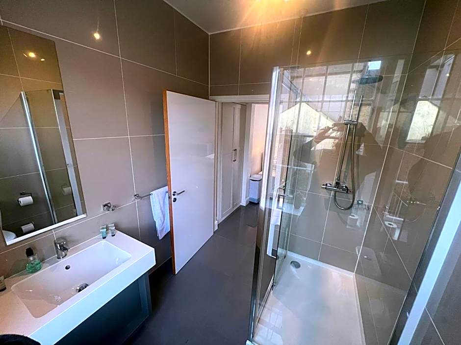 Sun Street Aparthotel