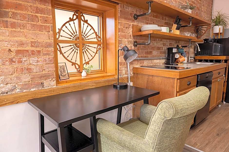 Hartwell Suites