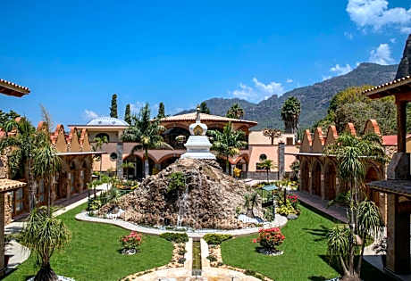 La Buena Vibra Wellness Resort & Spa