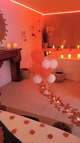 Queen Room with Spa Bath