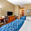 Comfort Inn & Suites Lynchburg Airport - University Area