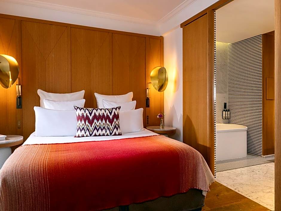 Hôtel Vernet Champs Elysées Paris