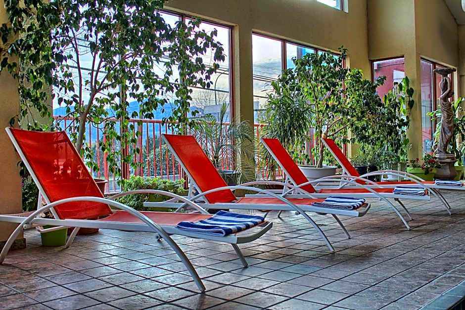 Holiday Inn Hotel & Suites Osoyoos By IHG