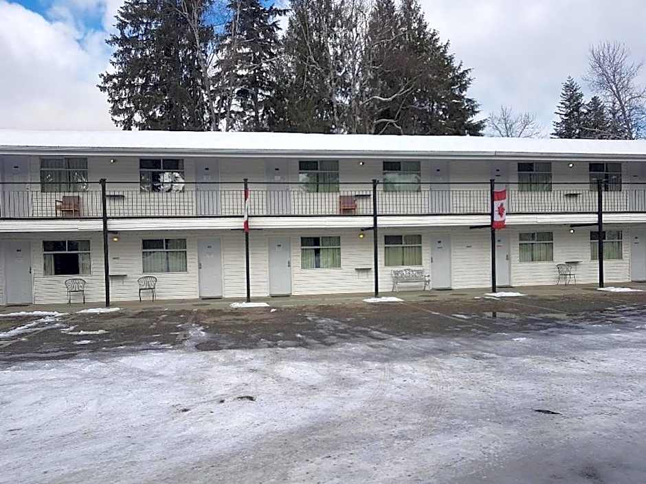 Anchor Riverfront Motel