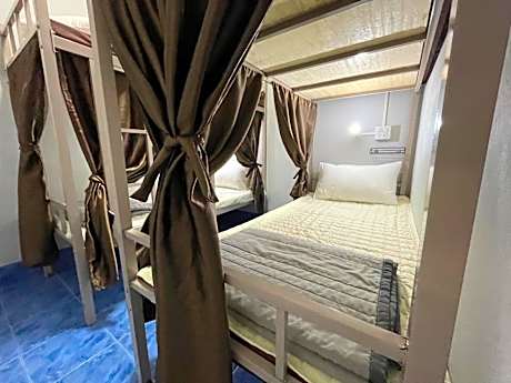 Zou Hostel