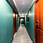 Baidechang Apartment (Guangzhou Shisanxing Garment Wholesale Market Hualinsi Subway Station)