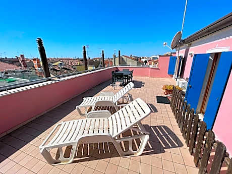 Casa Veneziana - Appartamento con Terrazza Panoramica Vista Mare