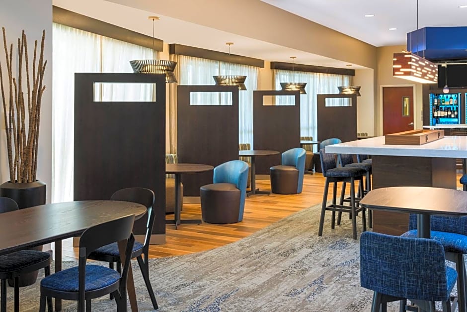 Courtyard by Marriott Fort Lauderdale Airport & Cruise Port