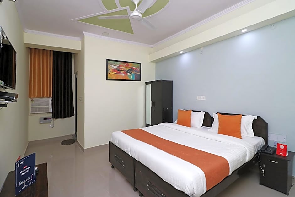 Oyo 10045 Hotel Pearl Residency – Delhi, IN