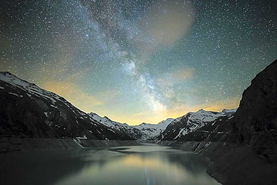 Loftsuite Hotel Saas