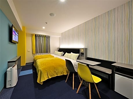 Standard Twin Room(Two Small Double Beds) - Non-Smoking