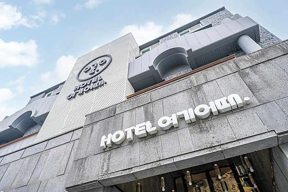 Hotel Yeogiuhtte Gyeongpo