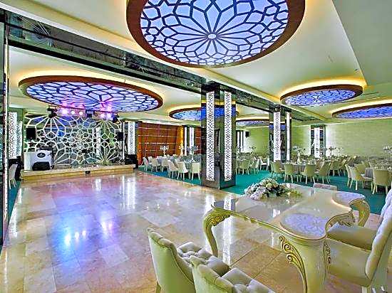 Gold Majesty Hotel