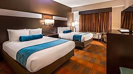 Queen Room with Two Queen Beds - Non-Smoking