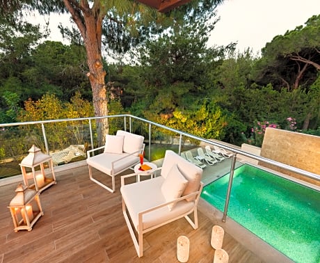 VILLA PRIVE