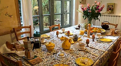 Les Asphodeles Amelie