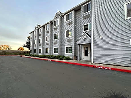SureStay by Best Western Sacramento South Natomas