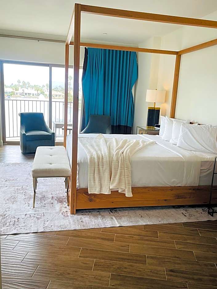 The Chateau at Lake La Quinta