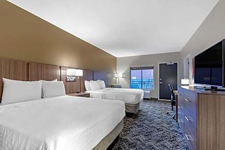 Queen Room with Two Queen Beds with Roll-In Shower - Disability Access