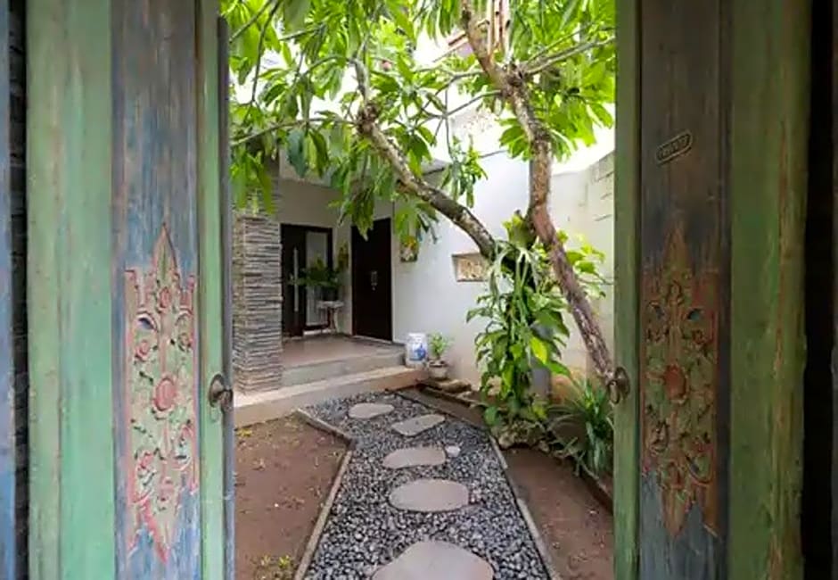D'Tamblingan Guest House @ Taman Griya Jimbaran RedPartner ( Minimum Stay 30 Nights )