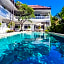 Akaya Bali