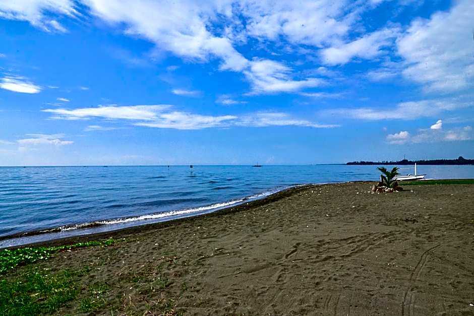 Dolphin Beach Bali