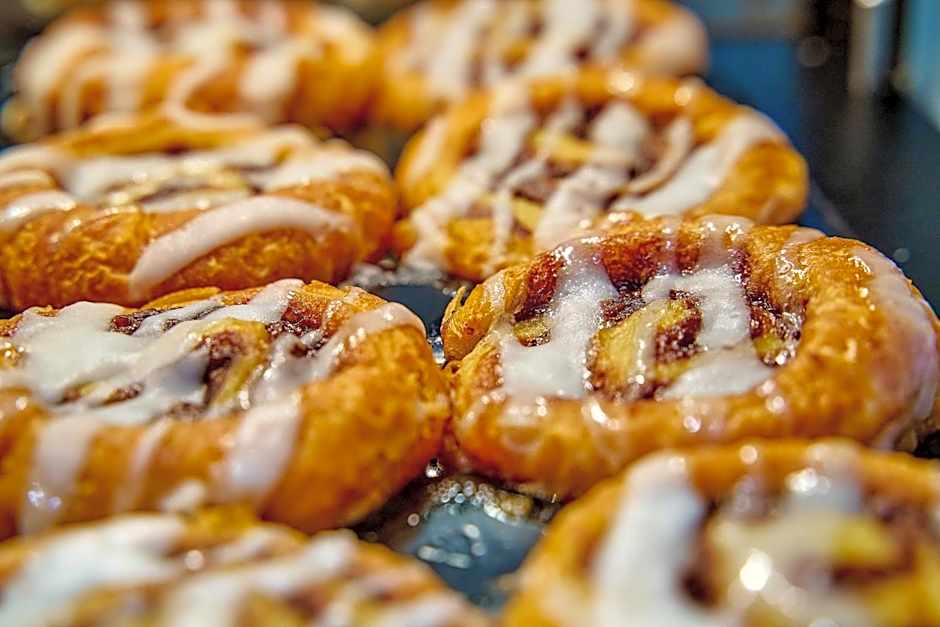 Holiday Inn Express Charleston-Civic Center By IHG