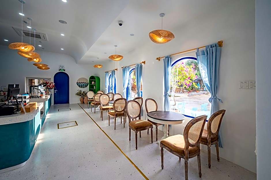 Happiness Hotel