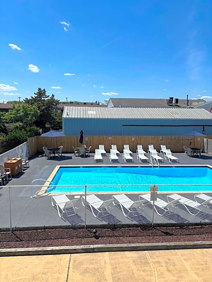 Shore Point Motel
