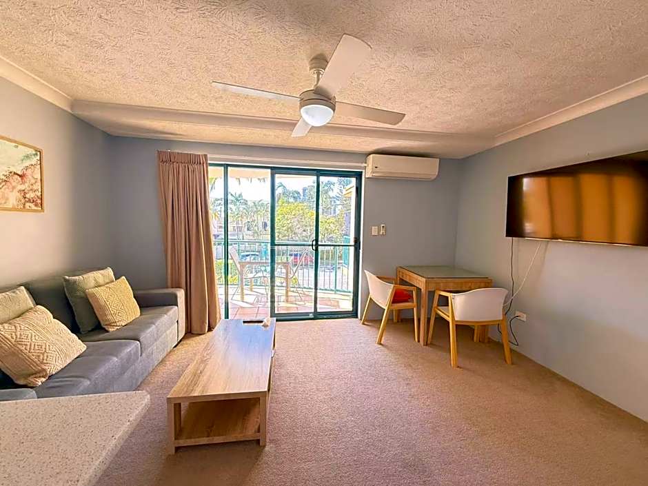 Karana Palms Resort