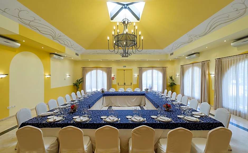 Hotel Fuente Las Piedras