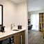 Hampton Inn & Suites Seattle/Northgate