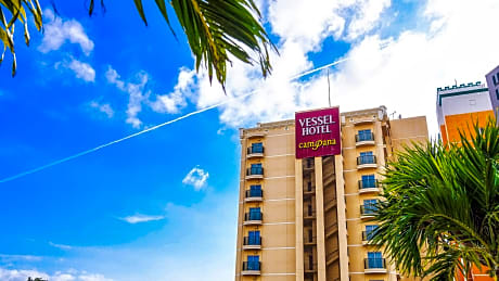 Vessel Hotel Campana Okinawa