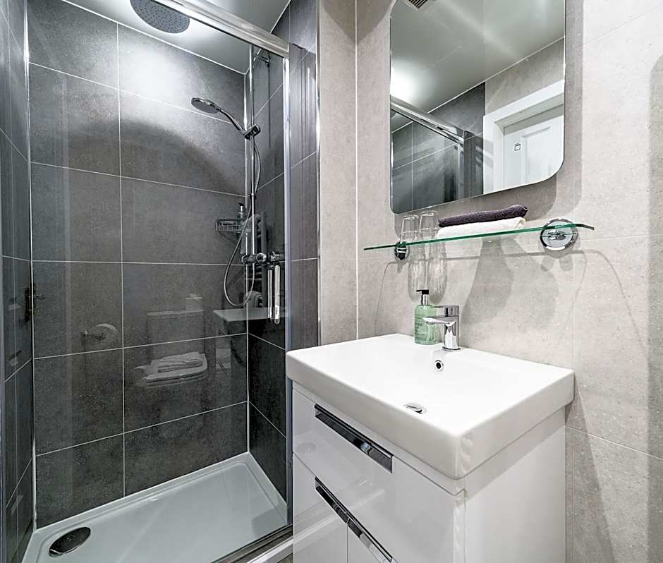 Sunbank House Metro Hotel