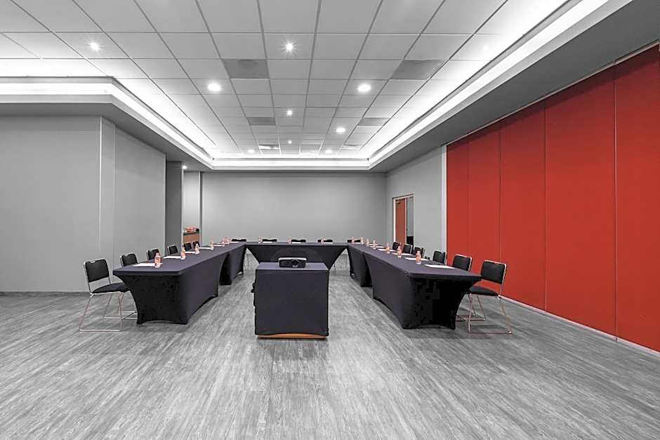 City Express Plus by Marriott Guadalajara Expo