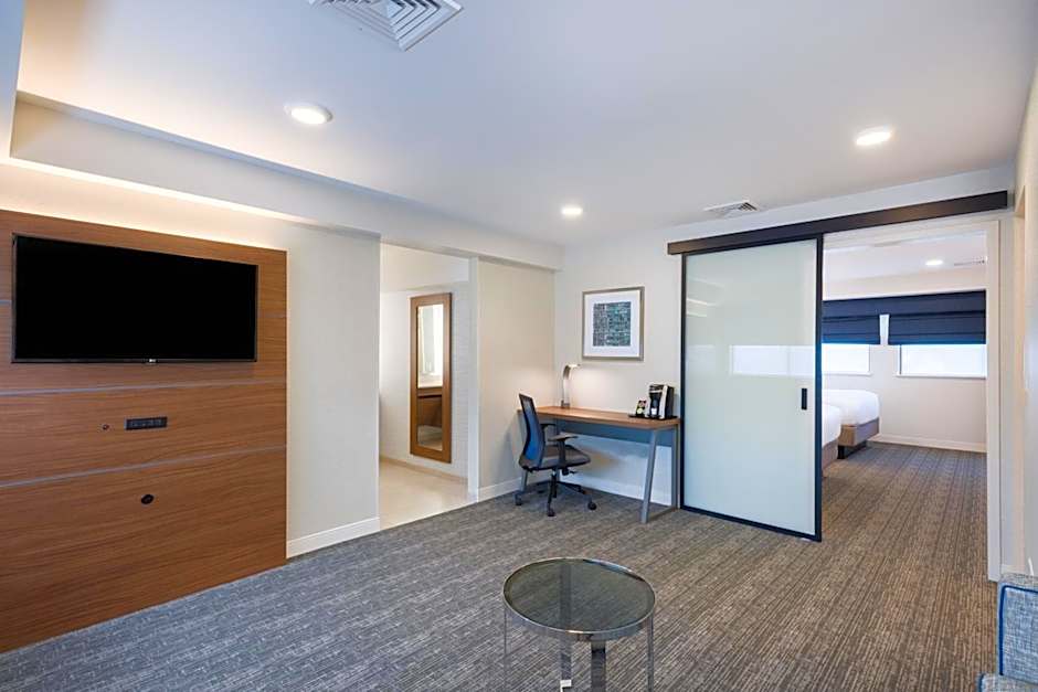 Holiday Inn Express Boston-Waltham By IHG