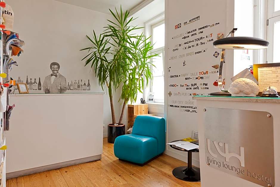 Living Lounge Hostel