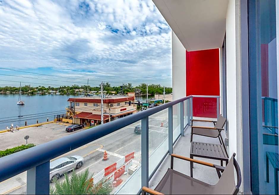 Global Rent Apart - Costa Hollywood
