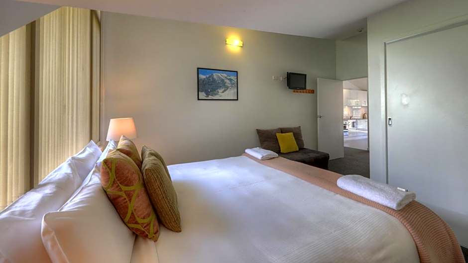 Snowgoose Apartments