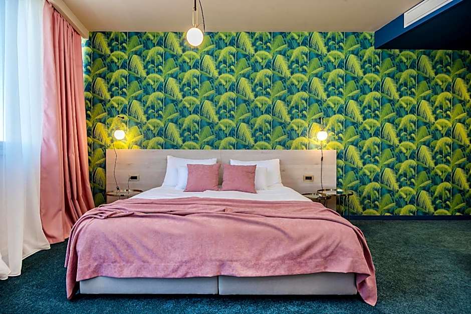 Priska Med Luxury Rooms