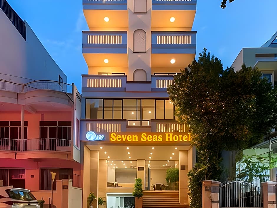 Seven Seas Hotel and Apartment